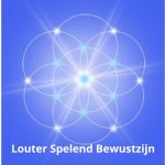 De weg naar binnen daarna naar buiten. Omdat dit de enige weg is naar zelfhealing en eenheid. Vol zelfvertrouwen een nieuw begin, diegene die je bent en wilt zijn hier in dit spel op aarde. Je volle potentieel leven